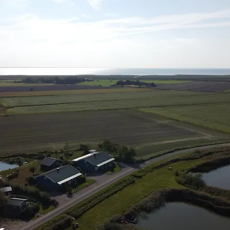 Deichblick * Emmelsbull-Horsbull